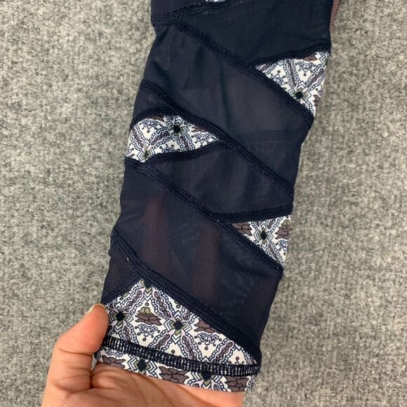 Athleta Print Mantra Capri Legging Womens XXS 2XS Navy Multi Criss Cross Mesh - Picture 3 of 15